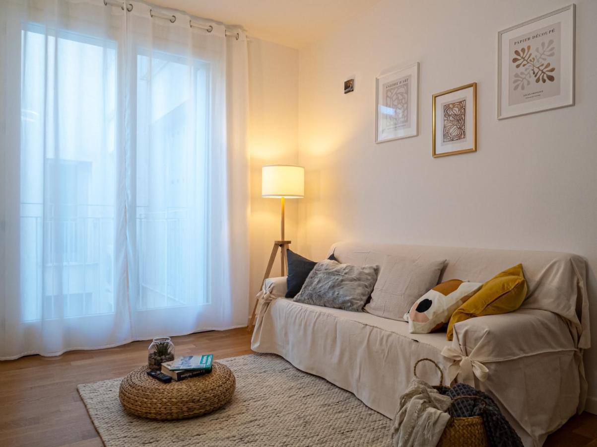 Maison Blanche: Appartamento Elegante Con Parcheggio Privato มานโตวา ภายนอก รูปภาพ